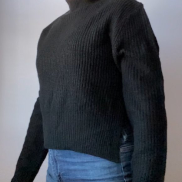 Urban Planet Cropped Black Knit Turtleneck - Picture 1 of 1